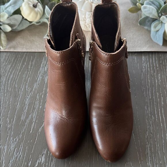 ANTONIO MELANI HARLEN Brown Leather Ankle Boots Block Heel Versatile Size 6 EUC - Picture 2 of 12